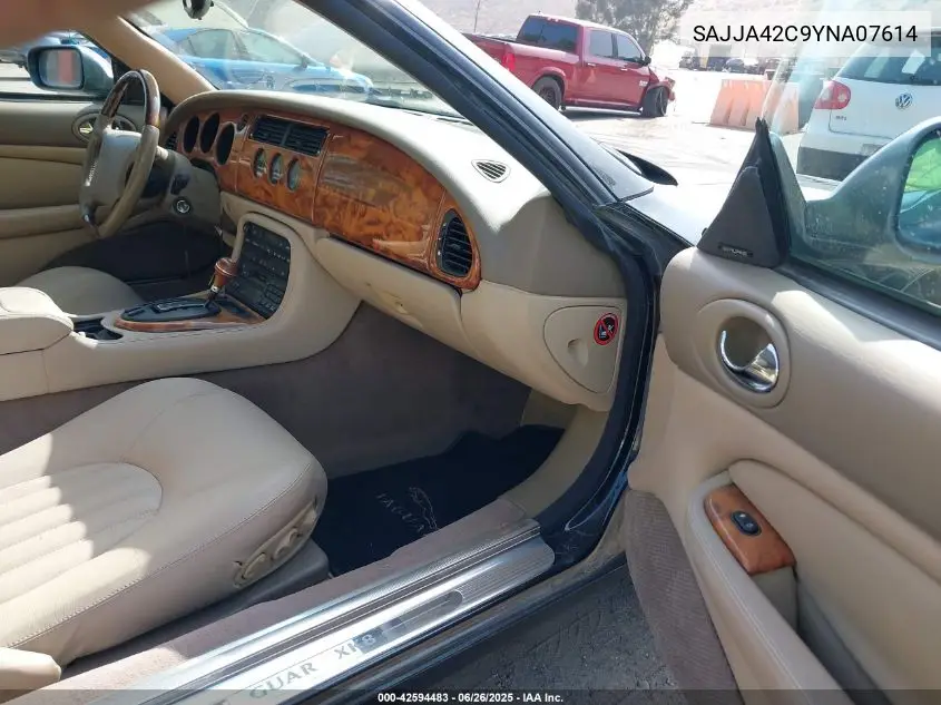 2000 Jaguar Xk8 VIN: SAJJA42C9YNA07614 Lot: 42594483