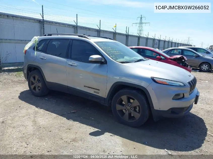 2016 Jeep Cherokee Latitude VIN: 1C4PJMCBXGW266052 Lot: 12301524