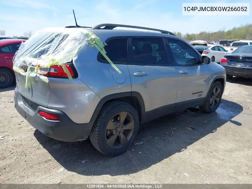 2016 Jeep Cherokee Latitude VIN: 1C4PJMCBXGW266052 Lot: 12301524