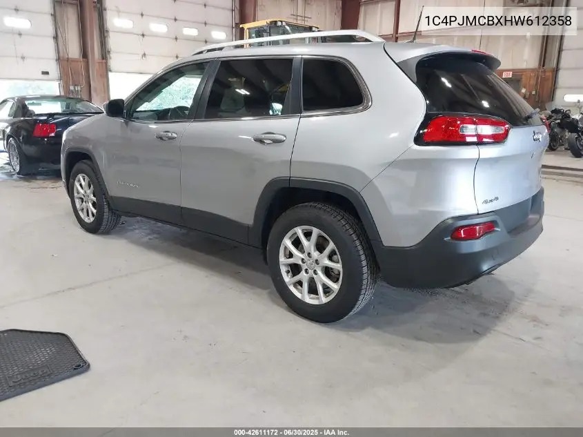 2017 Jeep Cherokee Latitude 4X4 VIN: 1C4PJMCBXHW612358 Lot: 42611172