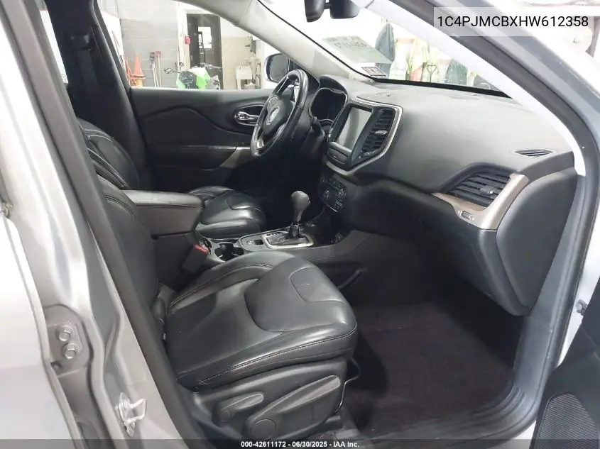 2017 Jeep Cherokee Latitude 4X4 VIN: 1C4PJMCBXHW612358 Lot: 42611172
