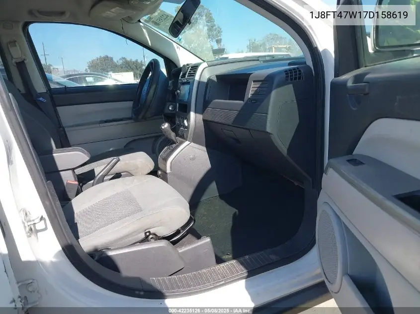 2007 Jeep Compass Sport VIN: 1J8FT47W17D158619 Lot: 42235126