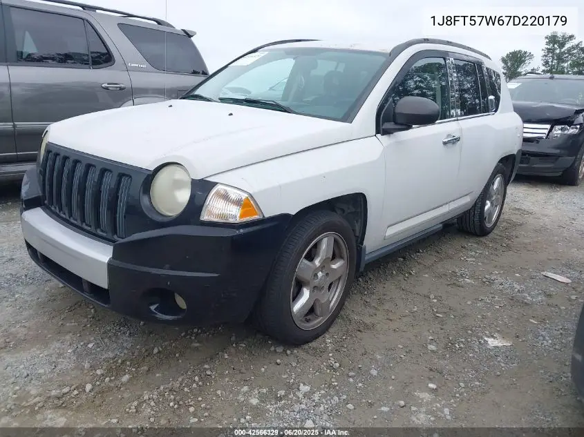 2007 Jeep Compass Limited VIN: 1J8FT57W67D220179 Lot: 42566329