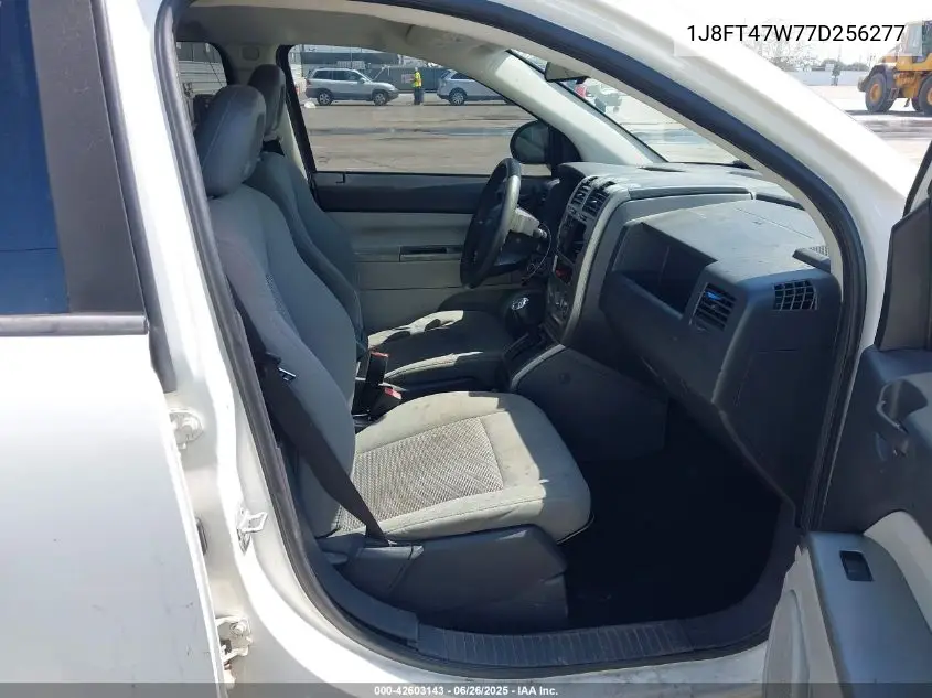 2007 Jeep Compass Sport VIN: 1J8FT47W77D256277 Lot: 42603143