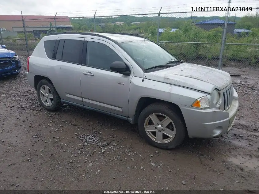 2010 Jeep Compass Sport VIN: 1J4NT1FBXAD621049 Lot: 42256736