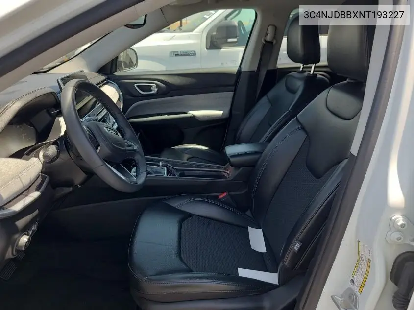 2022 Jeep Compass Latitude 4X4 VIN: 3C4NJDBBXNT193227 Lot: 42678012
