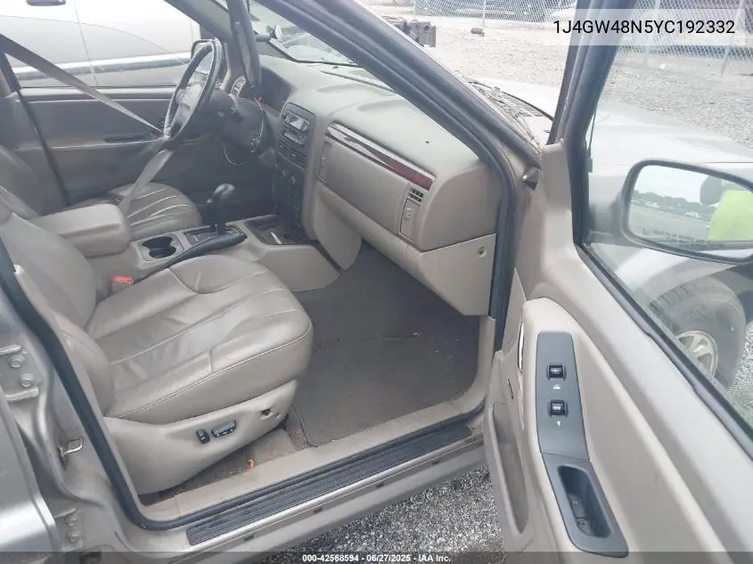 2000 Jeep Grand Cherokee Laredo VIN: 1J4GW48N5YC192332 Lot: 42568594