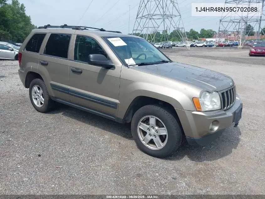2005 Jeep Grand Cherokee Laredo VIN: 1J4HR48N95C702088 Lot: 42618348