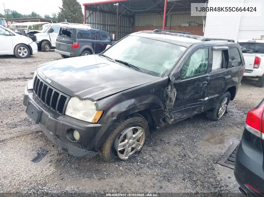 2005 Jeep Grand Cherokee Laredo VIN: 1J8GR48K55C664424 Lot: 42627412