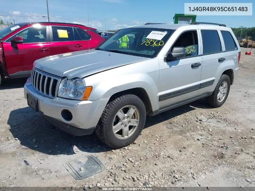 2005 Jeep Grand Cherokee Laredo/Columbia/Freedom VIN: 1J4GR48K95C651483 Lot: 42678360