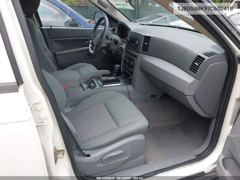 2007 Jeep Grand Cherokee Laredo VIN: 1J8GS48K97C602418 Lot: 42250210