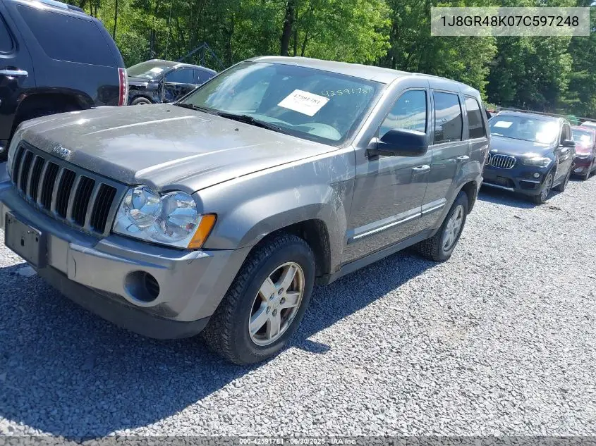 2007 Jeep Grand Cherokee Laredo VIN: 1J8GR48K07C597248 Lot: 42591781