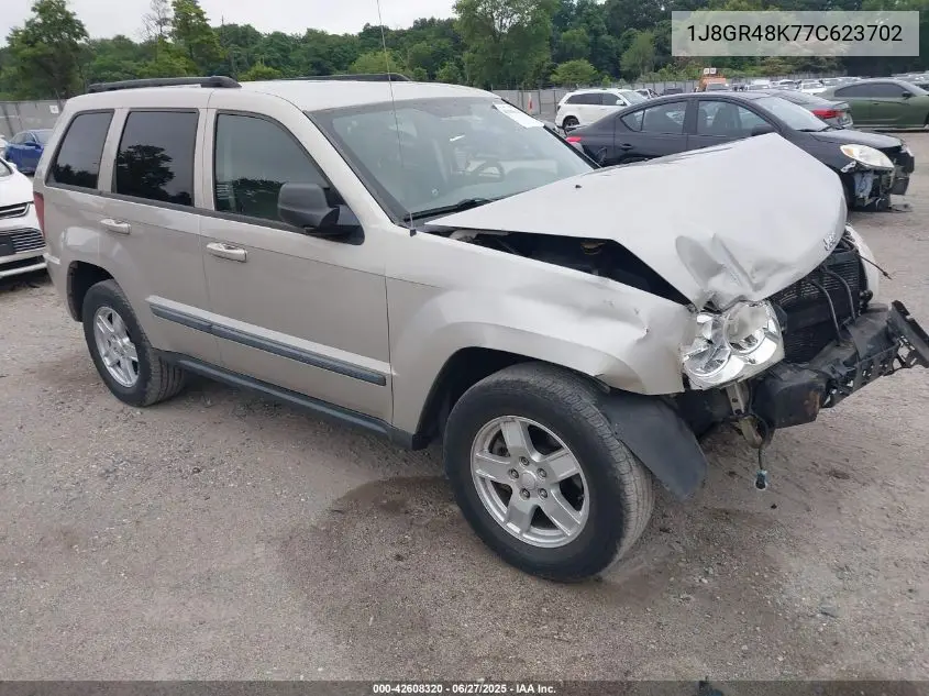 2007 Jeep Grand Cherokee Laredo VIN: 1J8GR48K77C623702 Lot: 42608320