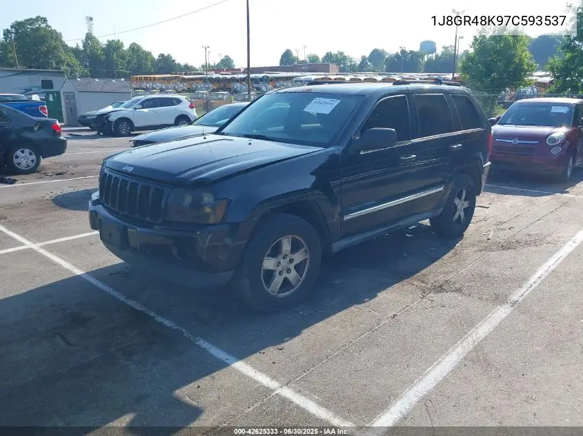 2007 Jeep Grand Cherokee Laredo VIN: 1J8GR48K97C593537 Lot: 42625333