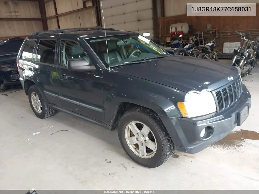 2007 Jeep Grand Cherokee Laredo VIN: 1J8GR48K77C658031 Lot: 42636784