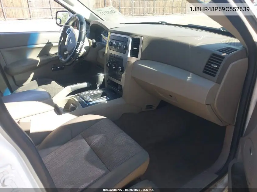 2009 Jeep Grand Cherokee Laredo VIN: 1J8HR48P69C552639 Lot: 42603727