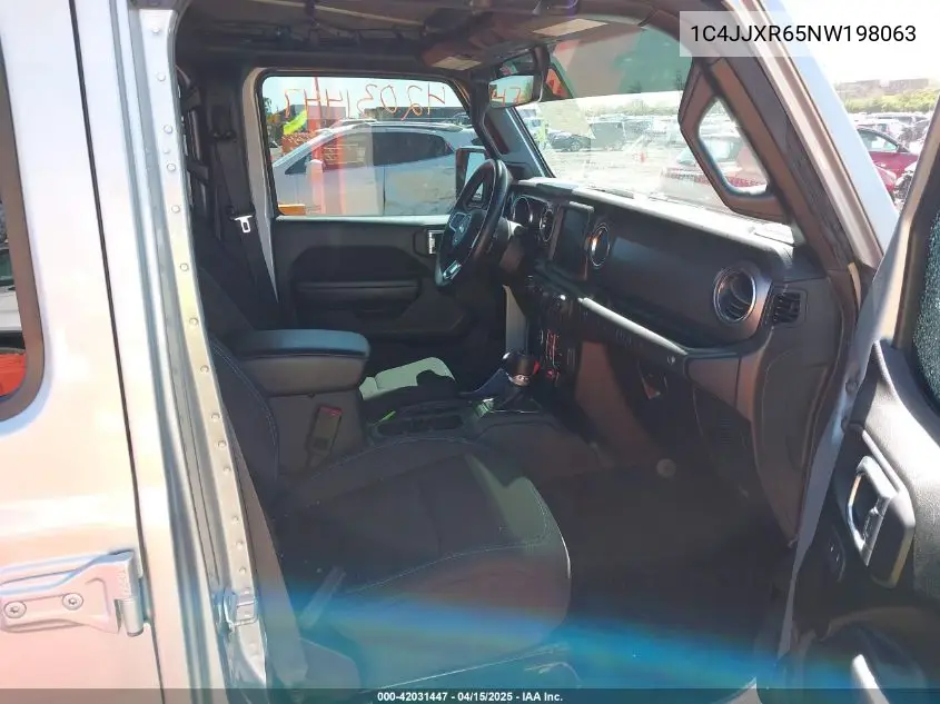 2022 Jeep Wrangler 4Xe Unlimited Rubicon 4X4 VIN: 1C4JJXR65NW198063 Lot: 42031447