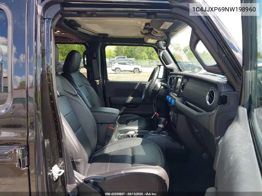 2022 Jeep Wrangler 4Xe Unlimited Sahara 4X4 VIN: 1C4JJXP69NW198960 Lot: 42255807