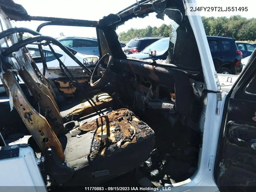 1990 Jeep Wrangler / Yj VIN: 2J4FY29T2LJ551495 Lot: 11770883