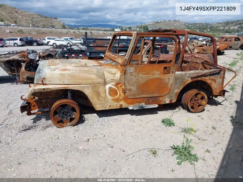 1993 Jeep Wrangler / Yj Sahara VIN: 1J4FY49SXPP221809 Lot: 41461961