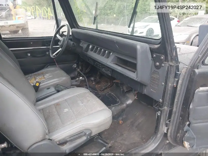 1995 Jeep Wrangler / Yj S/Rio Grande VIN: 1J4FY19P4SP242027 Lot: 42149833