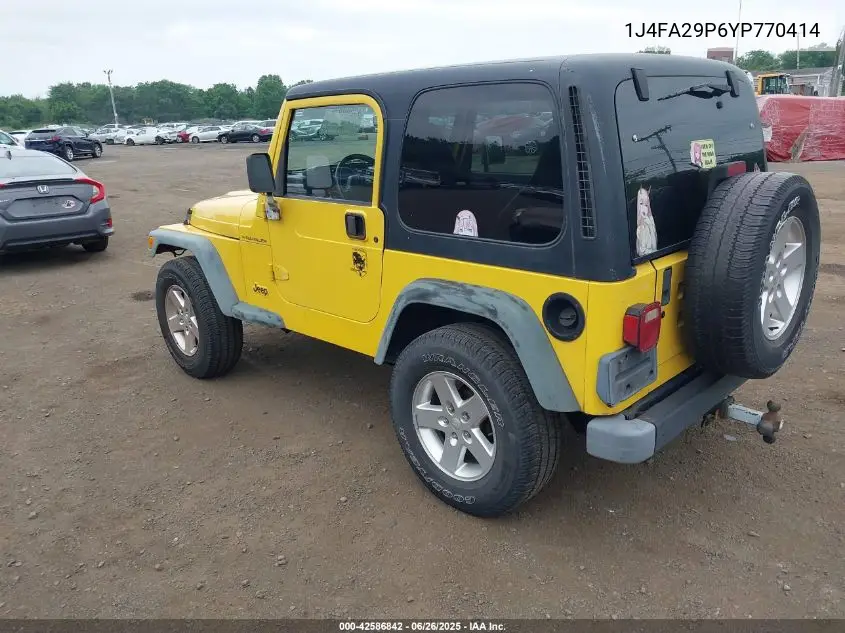2000 Jeep Wrangler Se VIN: 1J4FA29P6YP770414 Lot: 42586842