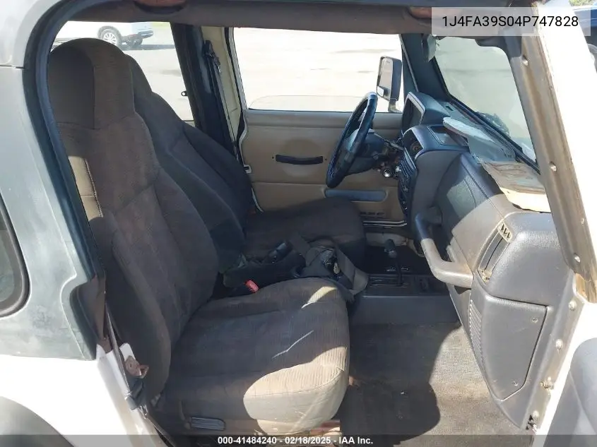 2004 Jeep Wrangler X VIN: 1J4FA39S04P747828 Lot: 41484240