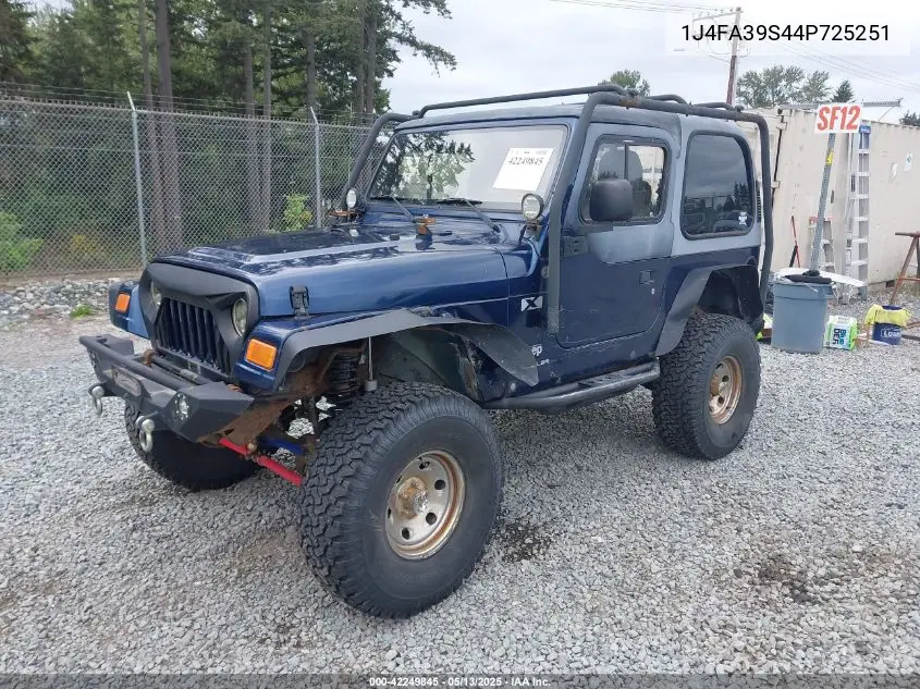 2004 Jeep Wrangler X VIN: 1J4FA39S44P725251 Lot: 42249845