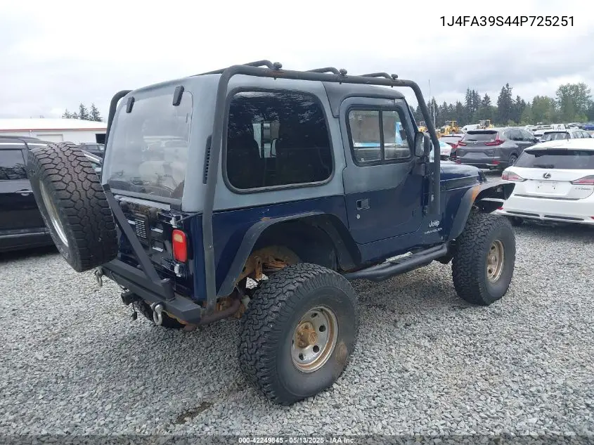 2004 Jeep Wrangler X VIN: 1J4FA39S44P725251 Lot: 42249845
