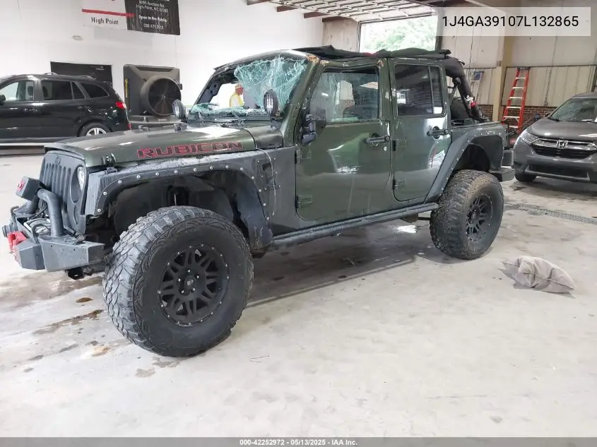 2007 Jeep Wrangler Unlimited X VIN: 1J4GA39107L132865 Lot: 42252972