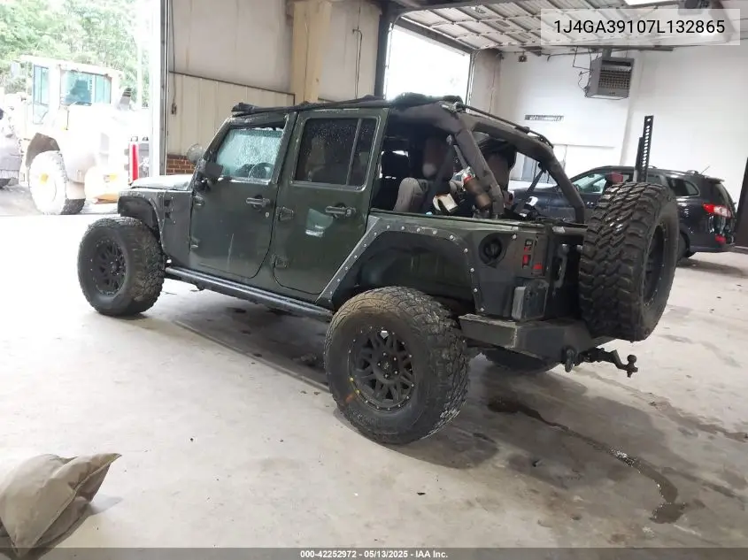 2007 Jeep Wrangler Unlimited X VIN: 1J4GA39107L132865 Lot: 42252972