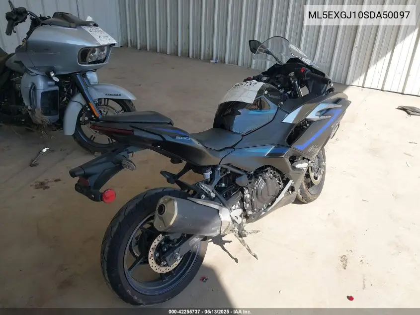 2025 Kawasaki Ex500 A/B VIN: ML5EXGJ10SDA50097 Lot: 42255737