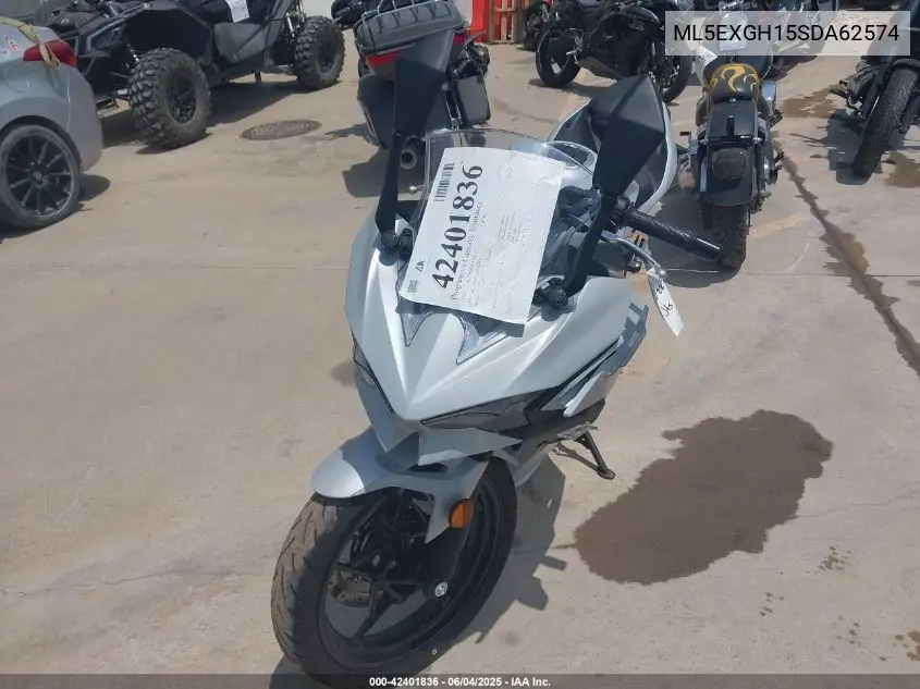 2025 Kawasaki Ex500 H VIN: ML5EXGH15SDA62574 Lot: 42401836