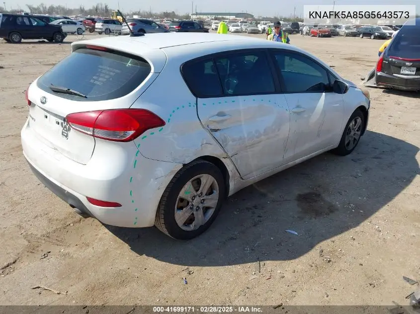 2016 Kia Forte 5-Door Lx VIN: KNAFK5A85G5643573 Lot: 41699171