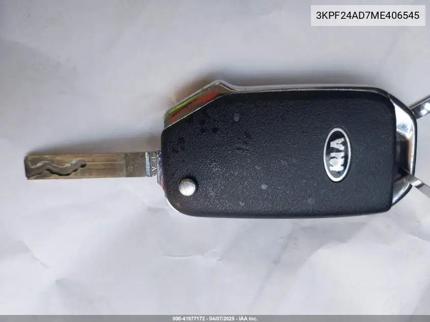 2021 Kia Forte Lxs VIN: 3KPF24AD7ME406545 Lot: 41977172