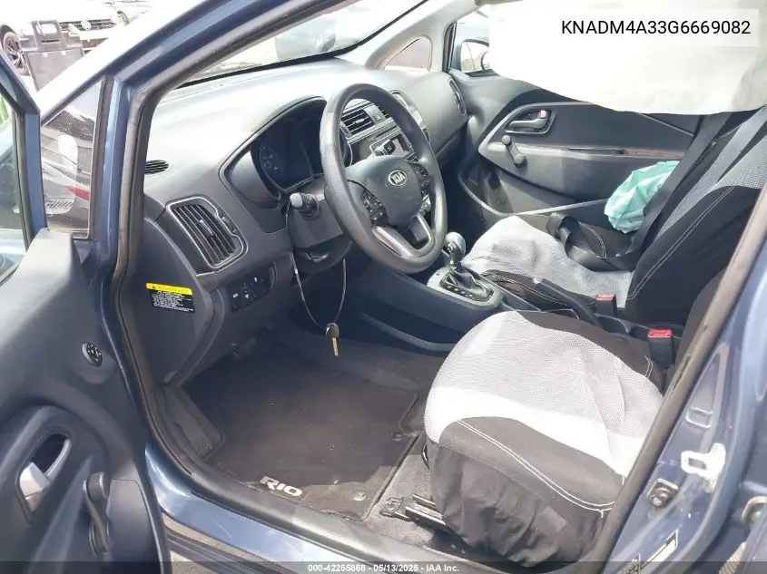 knadm4a33g6669082 KNADM4A33G6669082 2016 Kia Rio Lx