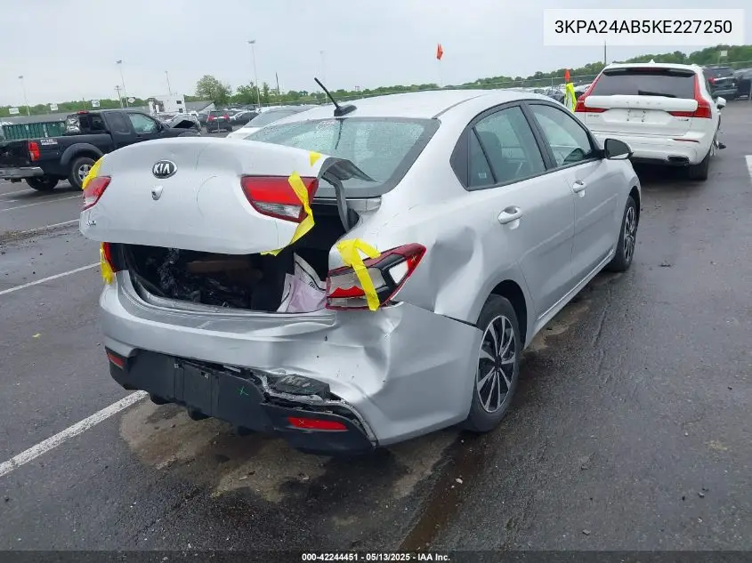 2019 Kia Rio S VIN: 3KPA24AB5KE227250 Lot: 42244451