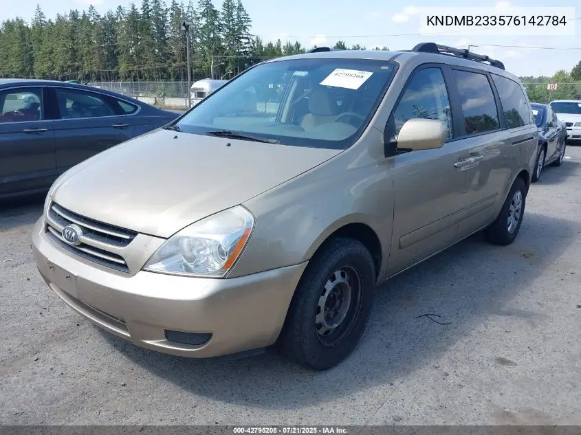2007 Kia Sedona Lx VIN: KNDMB233576142784 Lot: 42795208