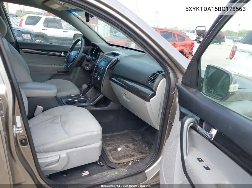 5xyktda15bg178563 5XYKTDA15BG178563 2011 Kia Sorento Lx