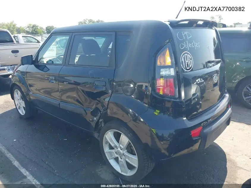 2010 Kia Soul +/!/Sport VIN: KNDJT2A2XA7700382 Lot: 42605155