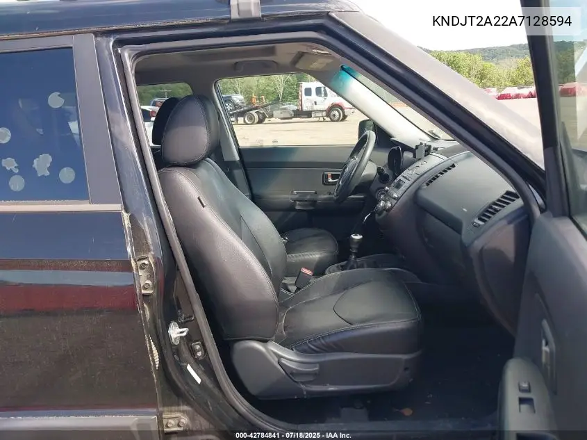 2010 Kia Soul + VIN: KNDJT2A22A7128594 Lot: 42784841