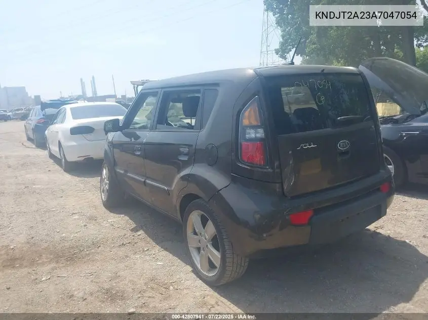 2010 Kia Soul ! VIN: KNDJT2A23A7047054 Lot: 42807941