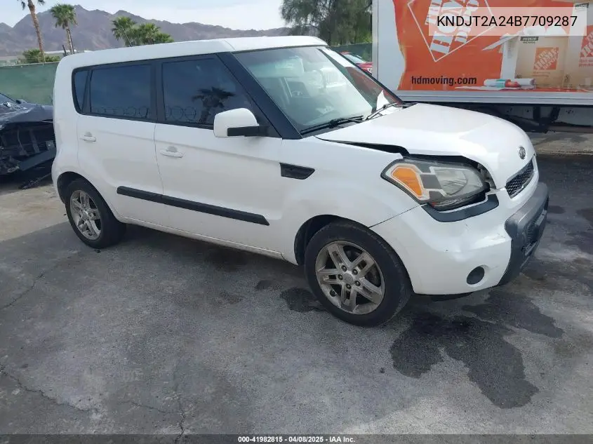 2011 Kia Soul + VIN: KNDJT2A24B7709287 Lot: 41982815