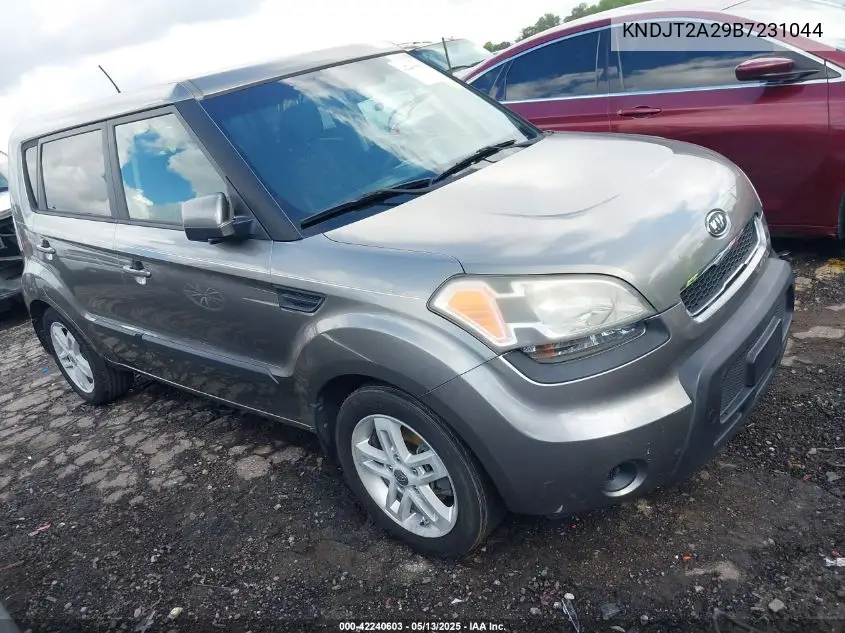 2011 Kia Soul + VIN: KNDJT2A29B7231044 Lot: 42240603