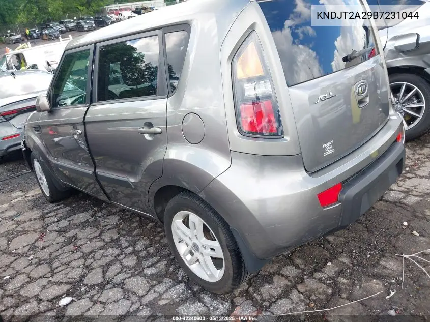 2011 Kia Soul + VIN: KNDJT2A29B7231044 Lot: 42240603