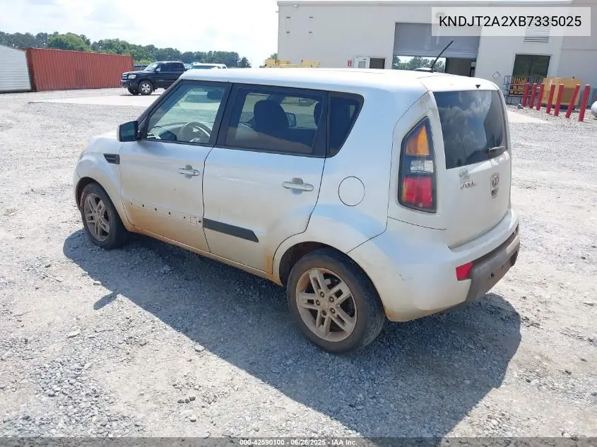 2011 Kia Soul + VIN: KNDJT2A2XB7335025 Lot: 42590100