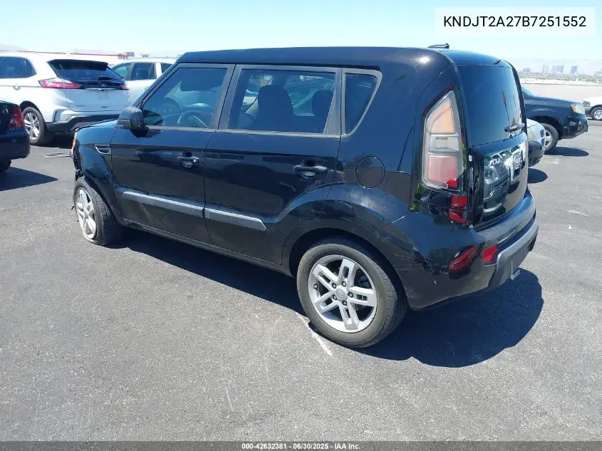 2011 Kia Soul + VIN: KNDJT2A27B7251552 Lot: 42632381