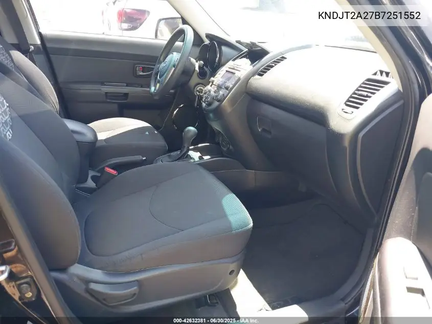 2011 Kia Soul + VIN: KNDJT2A27B7251552 Lot: 42632381