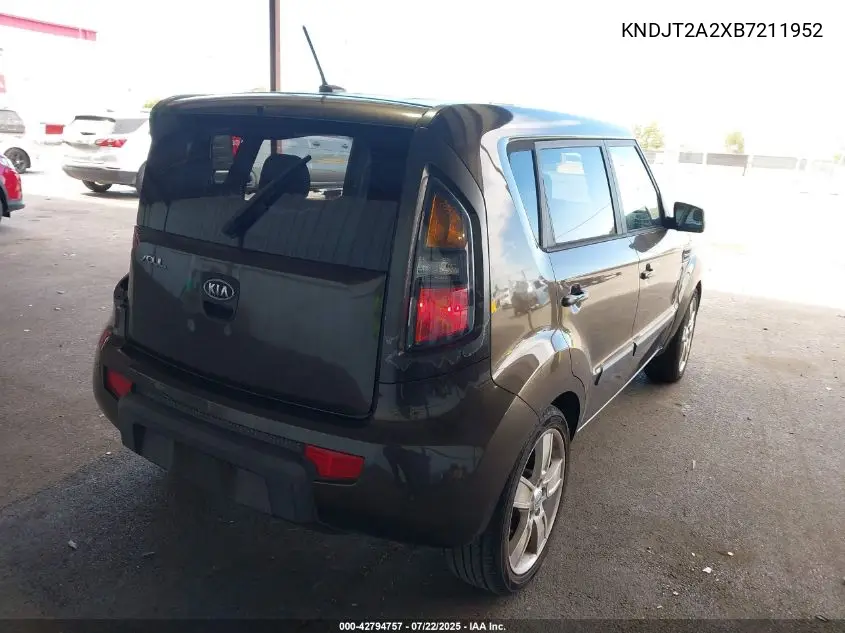 2011 Kia Soul ! VIN: KNDJT2A2XB7211952 Lot: 42794757