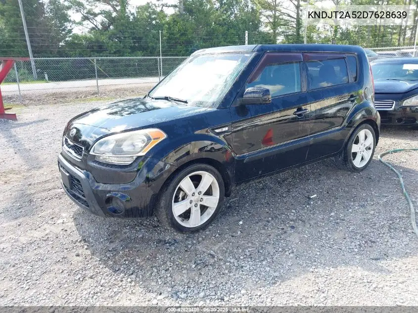 2013 Kia Soul VIN: KNDJT2A52D7628639 Lot: 42623408